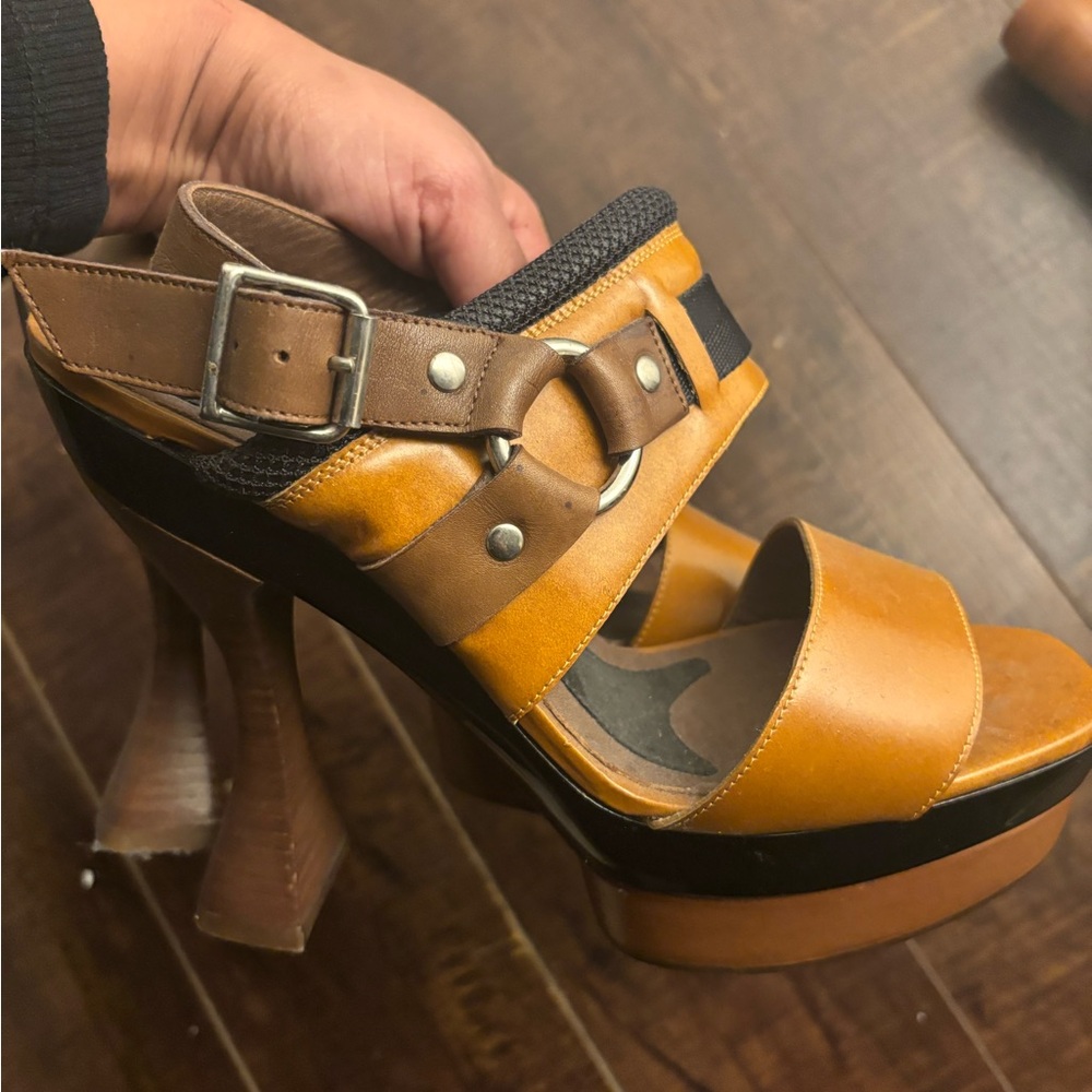 Marni Tan and Brown Women's Heels - Picture 3 of 8